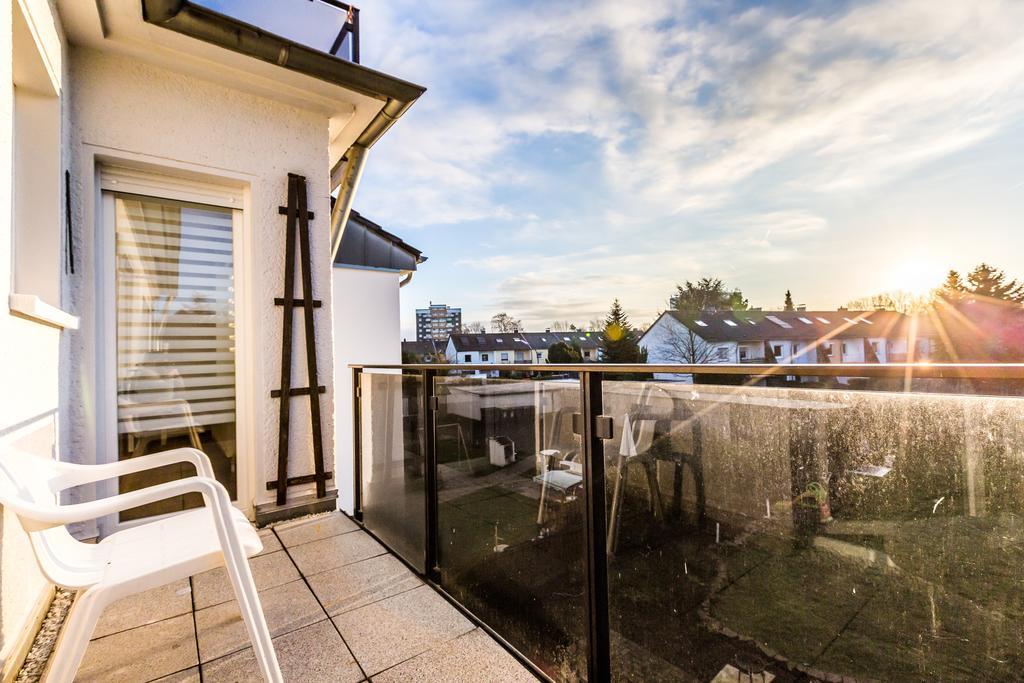 Ferienwohnung Köln Stammheim Zimmer foto
