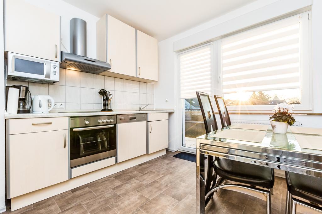 Ferienwohnung Köln Stammheim Zimmer foto